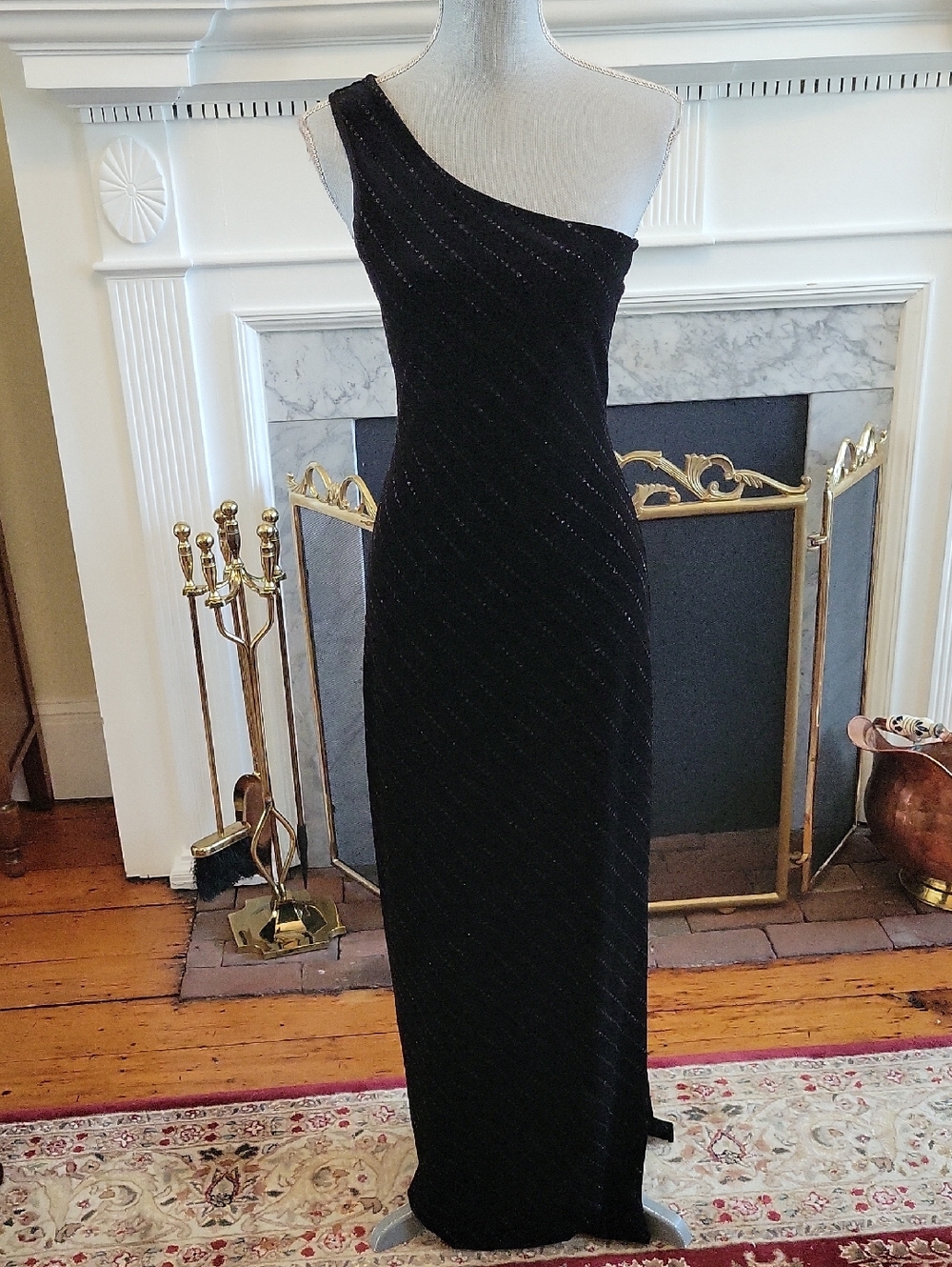 Y2K City Triangles Black Velvet Gown